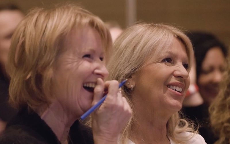 Jasmin Bergeron WOW! Bilingue Drôle 002